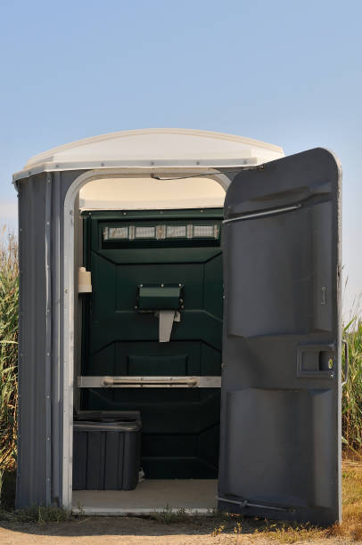 Best Portable restroom trailer rental  in Wells, MN